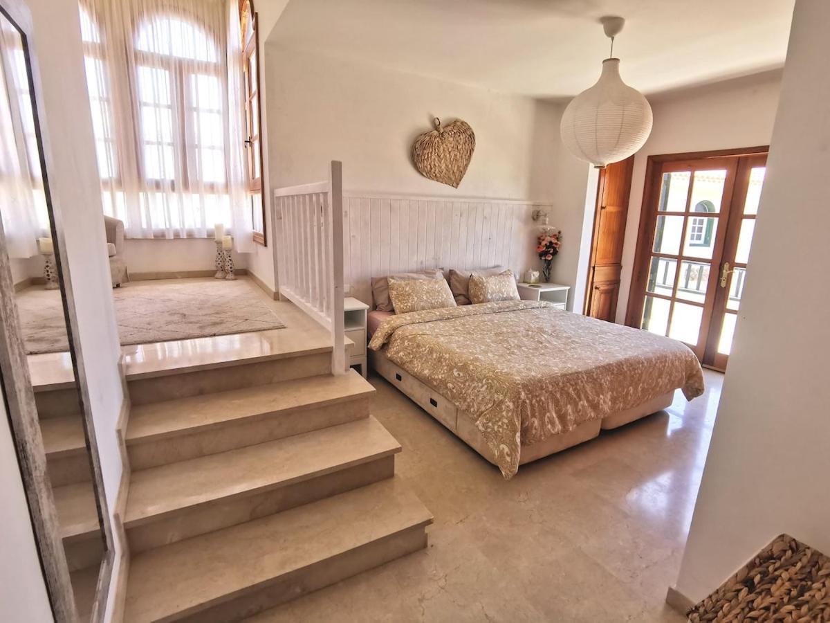 Villa Ibiza - Beautiful House With Private Pool Чайофа Экстерьер фото